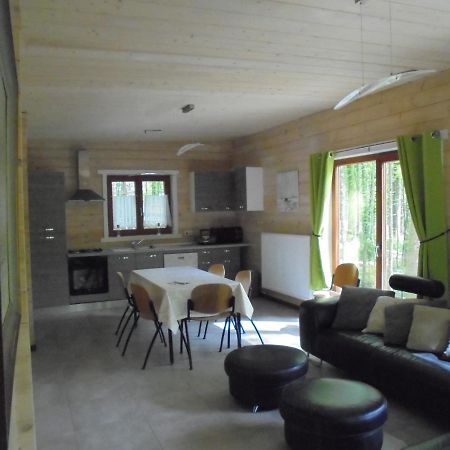 Gite Le Sous-Bois Cerfontaine Dış mekan fotoğraf
